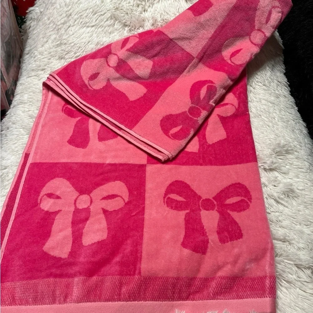 Pink Bow Beach Towel